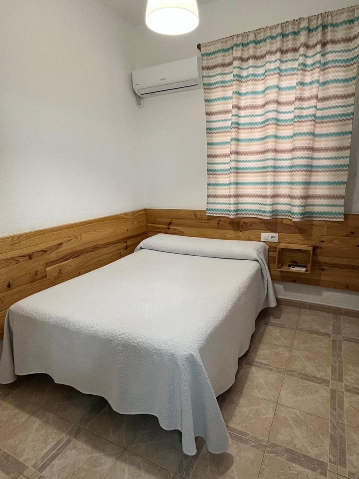 Hostal Барбате Экстерьер фото